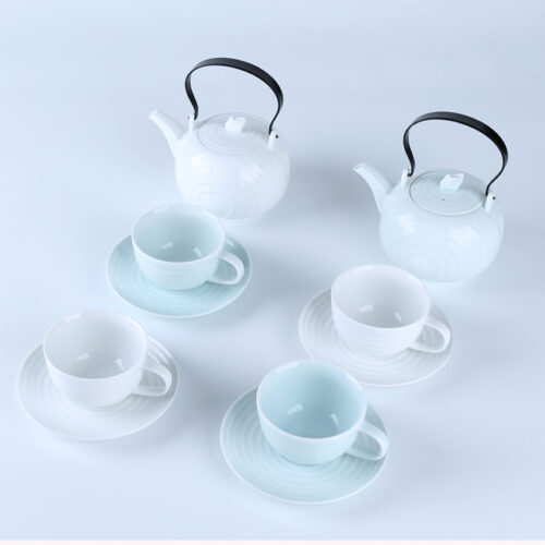 70018 Texture Finishing with removable infuser Teapot set  2 cups